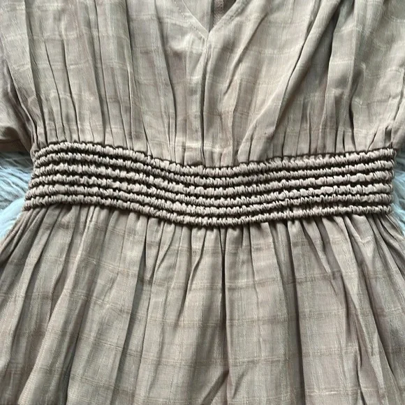 4/$24 NWT Mustard Seed 'Latte' pleated ruched tiered v-neck 3/4 sleeve dress szS - Picture 4 of 11
